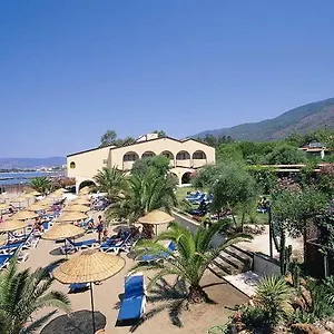 dogan-paradise-beach.hotelsofizmir.com/